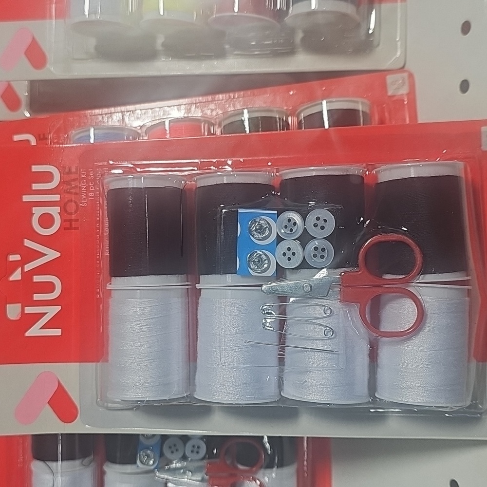 18pc Sewing Kit